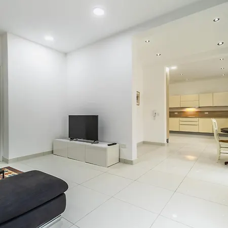 Seaside Retreat Apartment Sliema