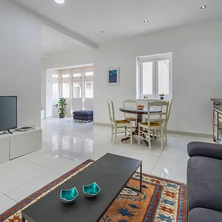 Seaside Retreat Apartmán *