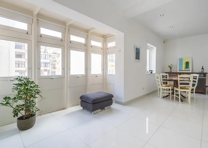 Seaside Retreat Appartement Sliema