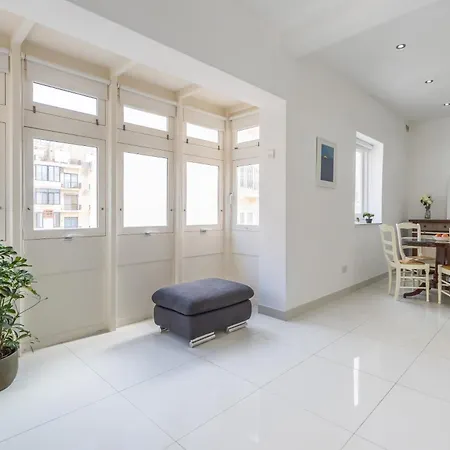 Seaside Retreat Apartman Sliema